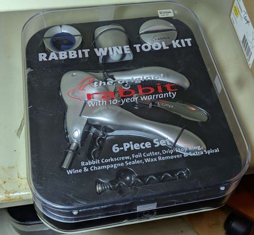 Rabbit wine tool kit piece - wine, 6